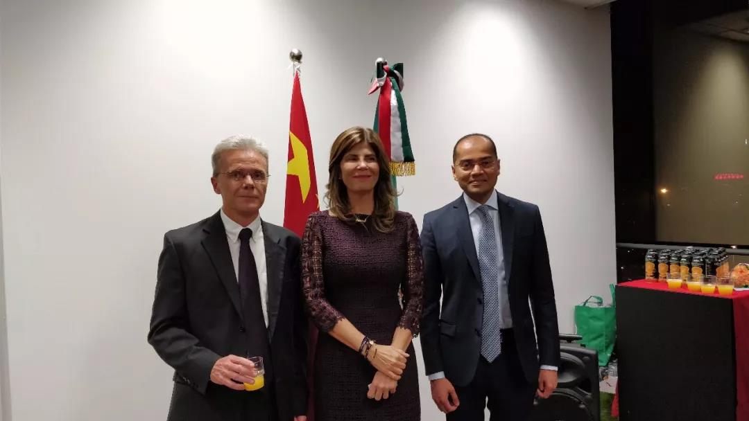 墨西哥新任总领事会见米奥兰特COO